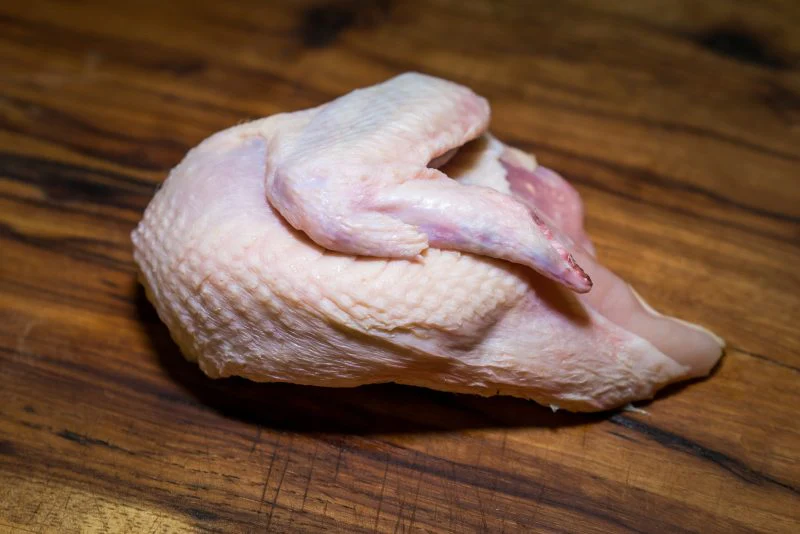 AMIRS BREAST 1/4S BREAST & WINGS PER KG